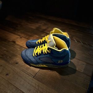 Air Jordan 5 Retro JSP “Laney Varsity Royal” Style (CD2720-400) - Size 10.5